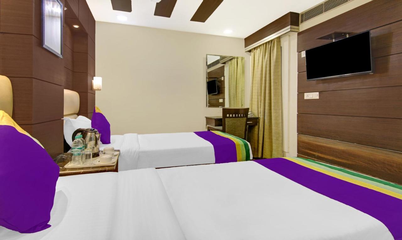 Treebo Trend Elite Hotel New Delhi Exterior foto