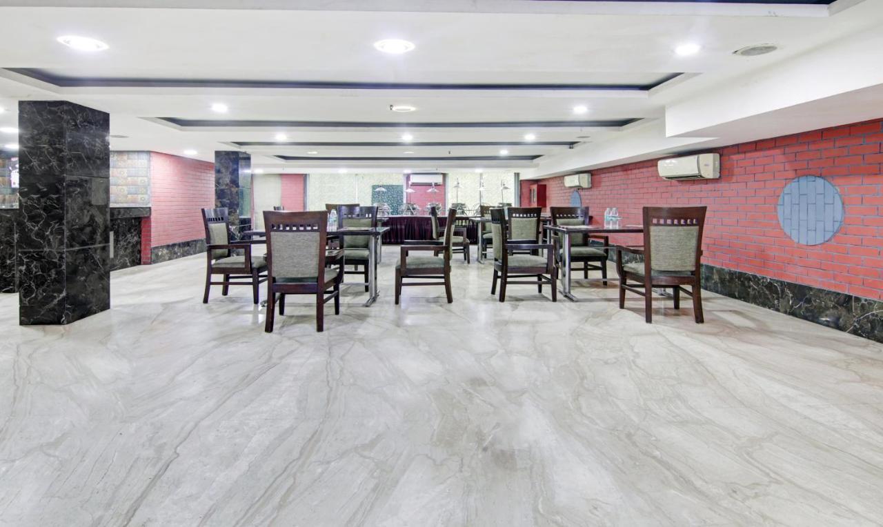 Treebo Trend Elite Hotel New Delhi Exterior foto