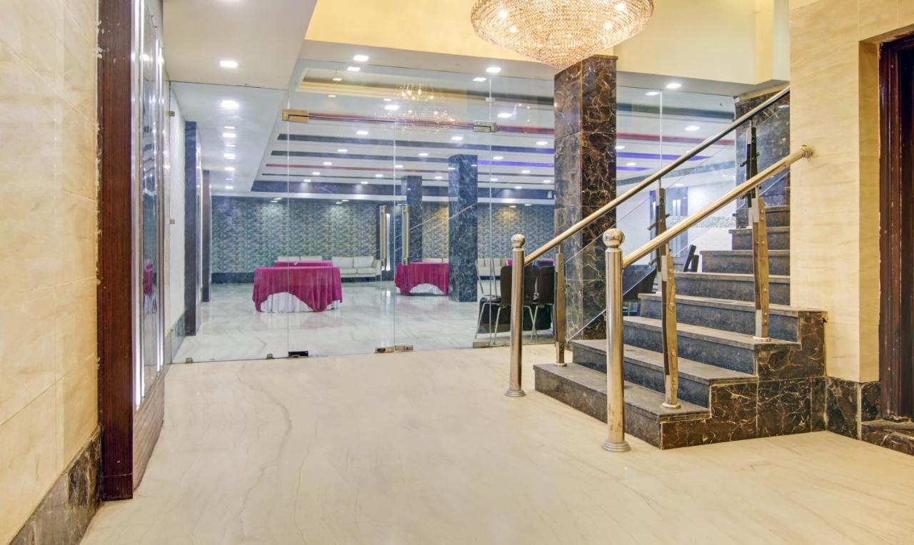 Treebo Trend Elite Hotel New Delhi Exterior foto