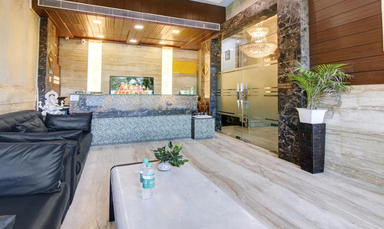 Treebo Trend Elite Hotel New Delhi Exterior foto