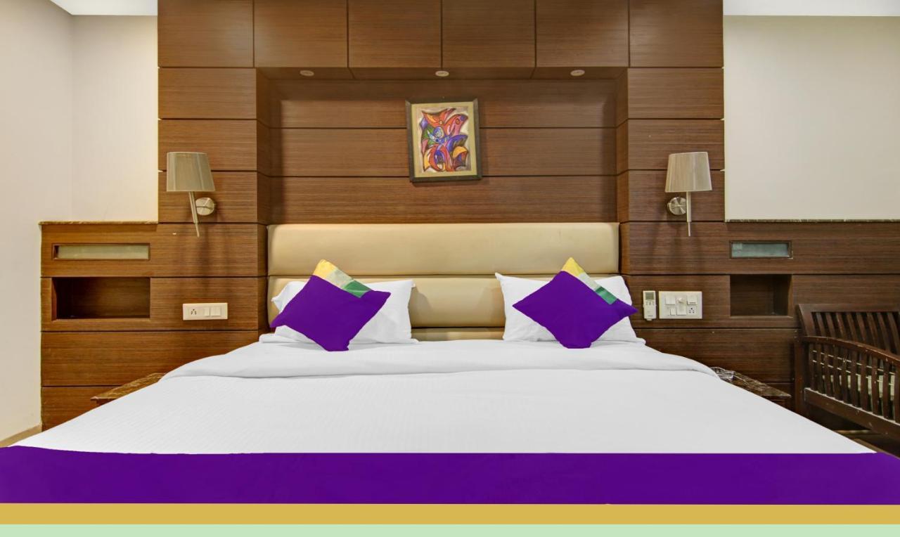 Treebo Trend Elite Hotel New Delhi Exterior foto