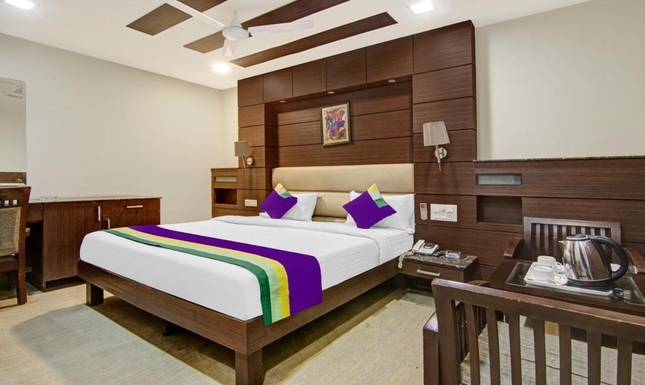 Treebo Trend Elite Hotel New Delhi Exterior foto