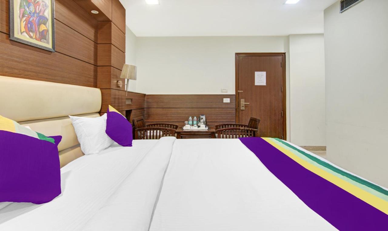 Treebo Trend Elite Hotel New Delhi Exterior foto