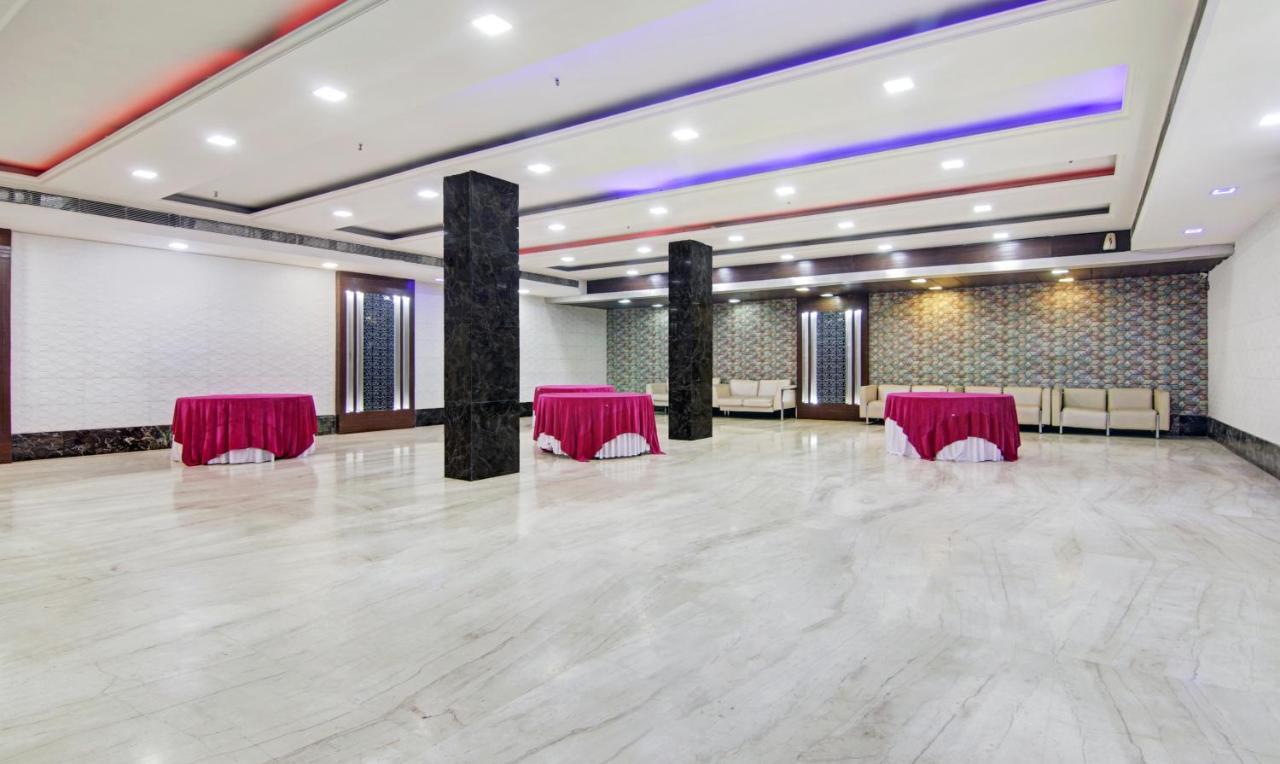 Treebo Trend Elite Hotel New Delhi Exterior foto